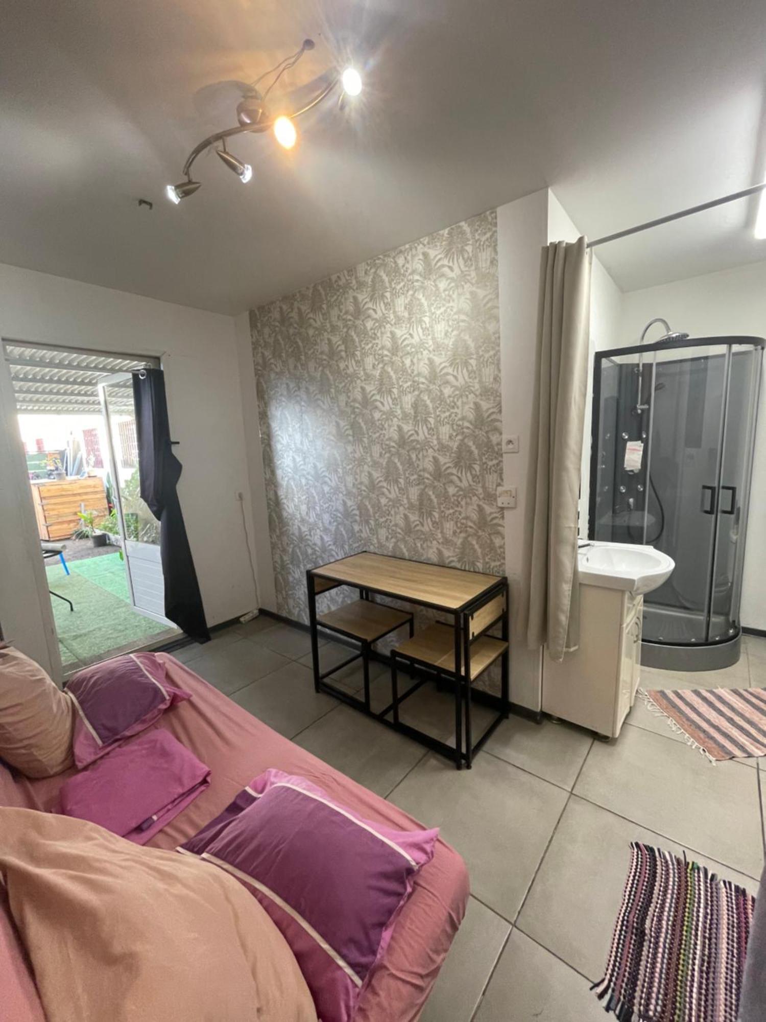 Mobilhome Pour 2 Personnes Le Tampon Buitenkant foto