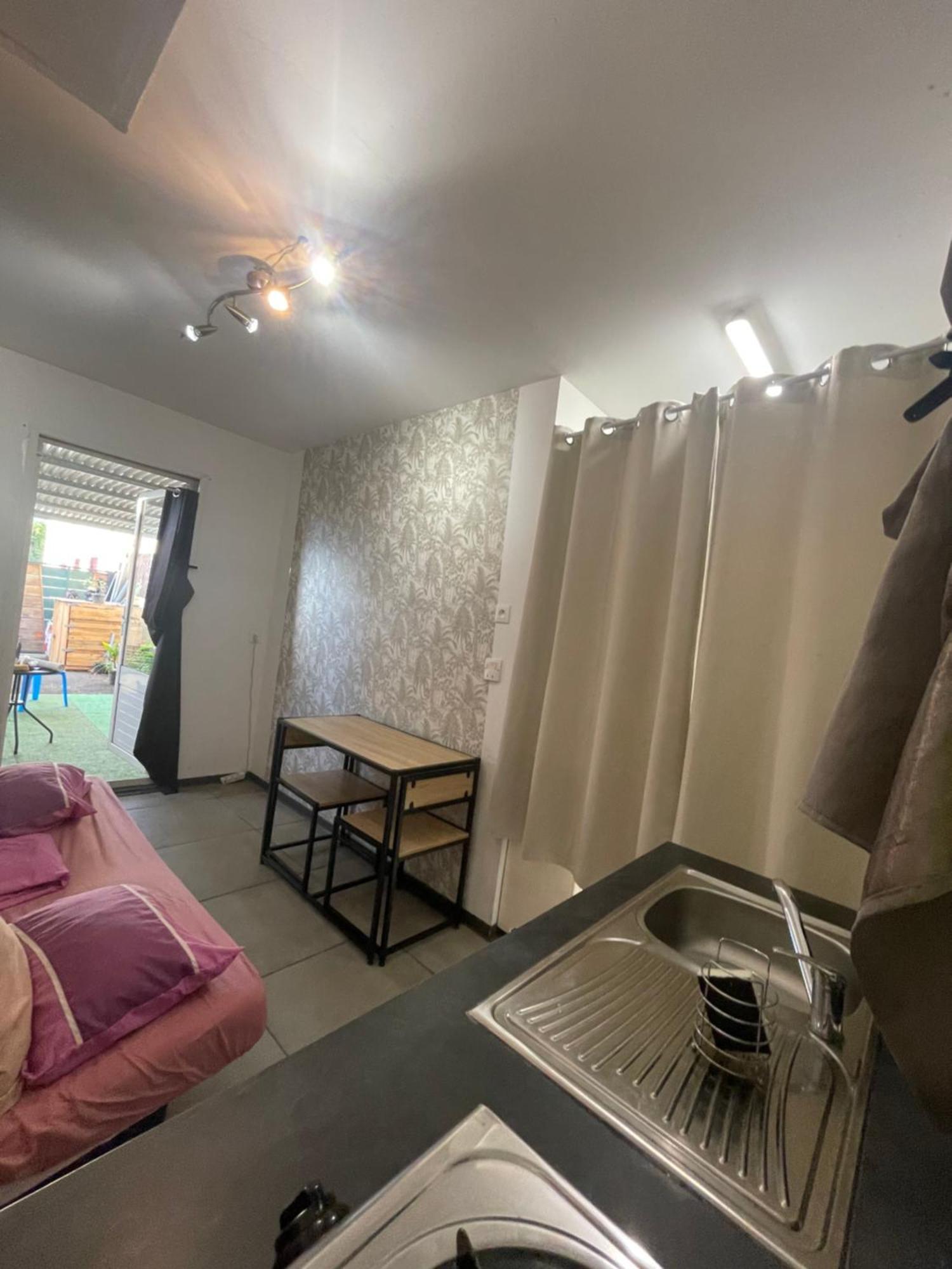 Mobilhome Pour 2 Personnes Le Tampon Buitenkant foto